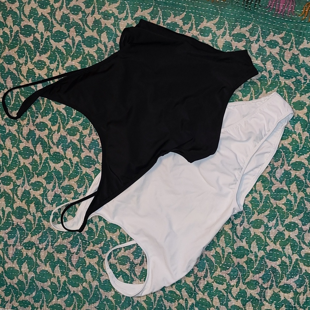 🦋5/$25 swimsuits bundle
